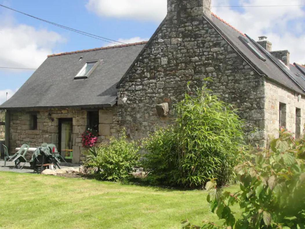 Au Calme Holiday home Plounevez-Moedec